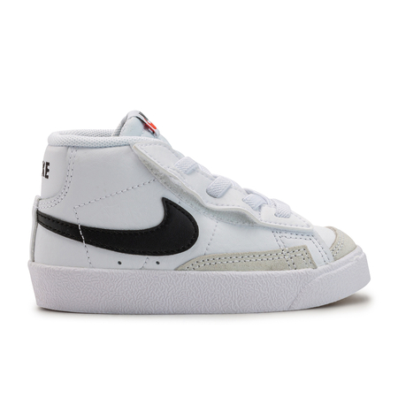 Shop Shoes Collection for Promos Online Foot Locker Qatar