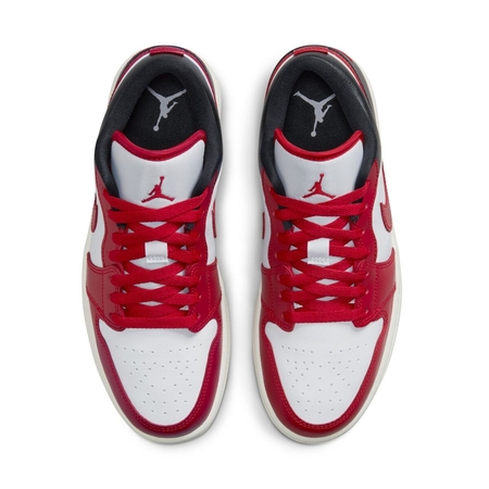 Shop Air Jordan 1 for COLLECTIONS online in Doha Al Wakrah Foot Locker Qatar